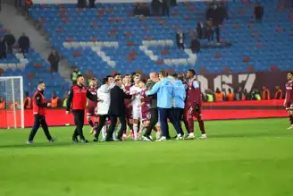 Trabzonspor, Alanyaspor'u 3-0 Yendi!