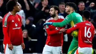 Altay Bayındır, Arsenal'e Karşı 11'de!