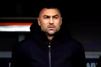 Burak Yılmaz Kırmızı Kartla Oyun Dışı!