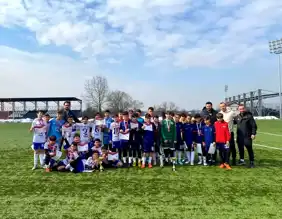 Düzce'de Okul Sporları Futbol Şampiyonu Bilgi Ortaokulu