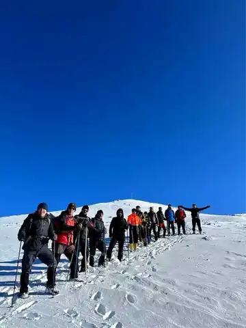 Amanos Dağları'nda Bayrak Değiştirildi