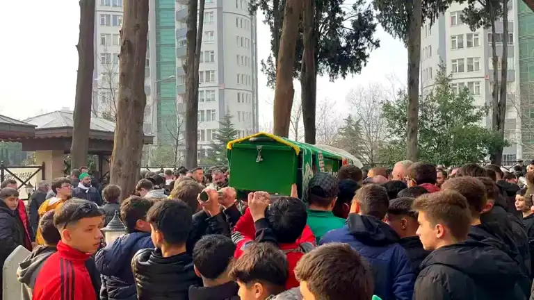 Bursasporlu Genç, Trafik Kazasında Hayatını Kaybetti