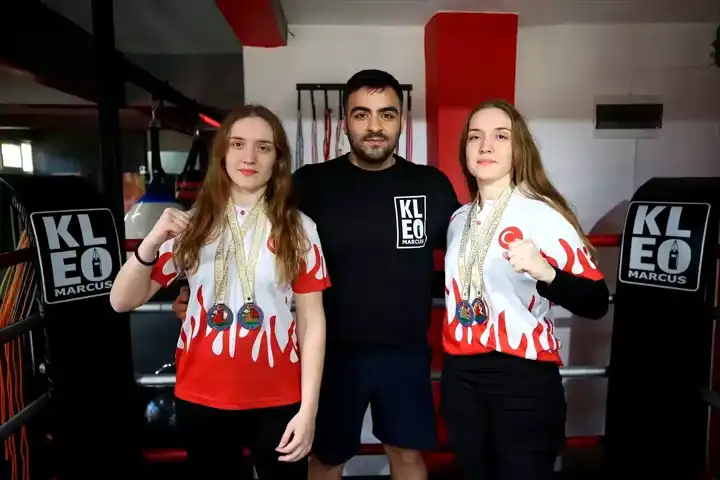İkizler Wushu'da Parlıyor! Milli Takım Hedefi