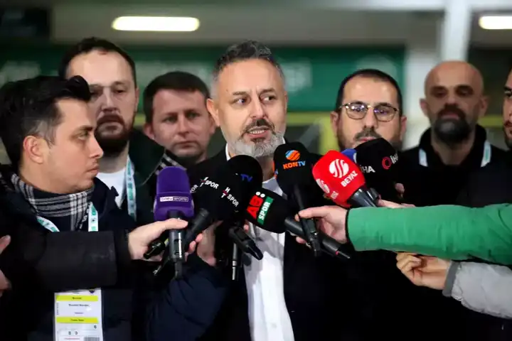 Konyaspor Başkanı: Hakemler Anadolu Takımlarını Vuruyor!